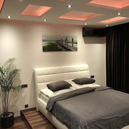 Apartment Lupacova Prague Ngoại thất bức ảnh